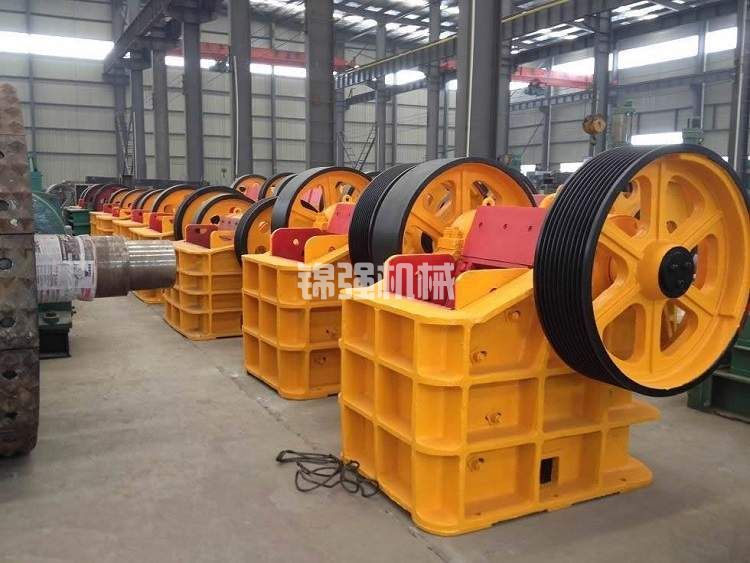 大型石子破碎機(jī)價格是多少?石子破碎機(jī)廠家推薦(圖1) 大型石子破碎機(jī)價格是多少?石子破碎機(jī)廠家推薦(圖1)